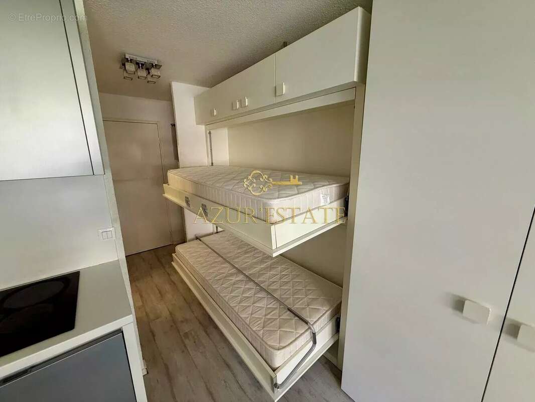 Appartement à ROQUEBRUNE-CAP-MARTIN