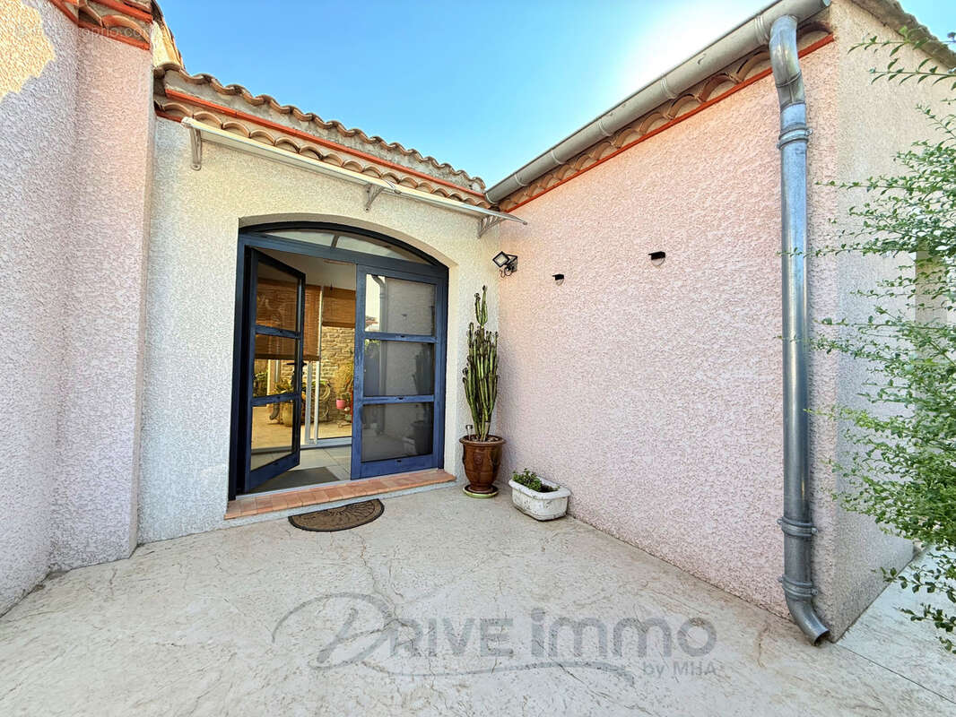 Drive immo nissan-lez-enserune... villa 200m2 plain pied positionnement idéal - photo 2