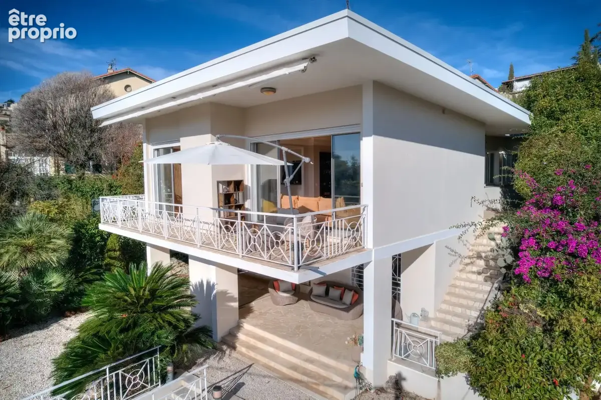 Cimiez - Belle villa avec magnifique vue dégagée au calme - photo 23