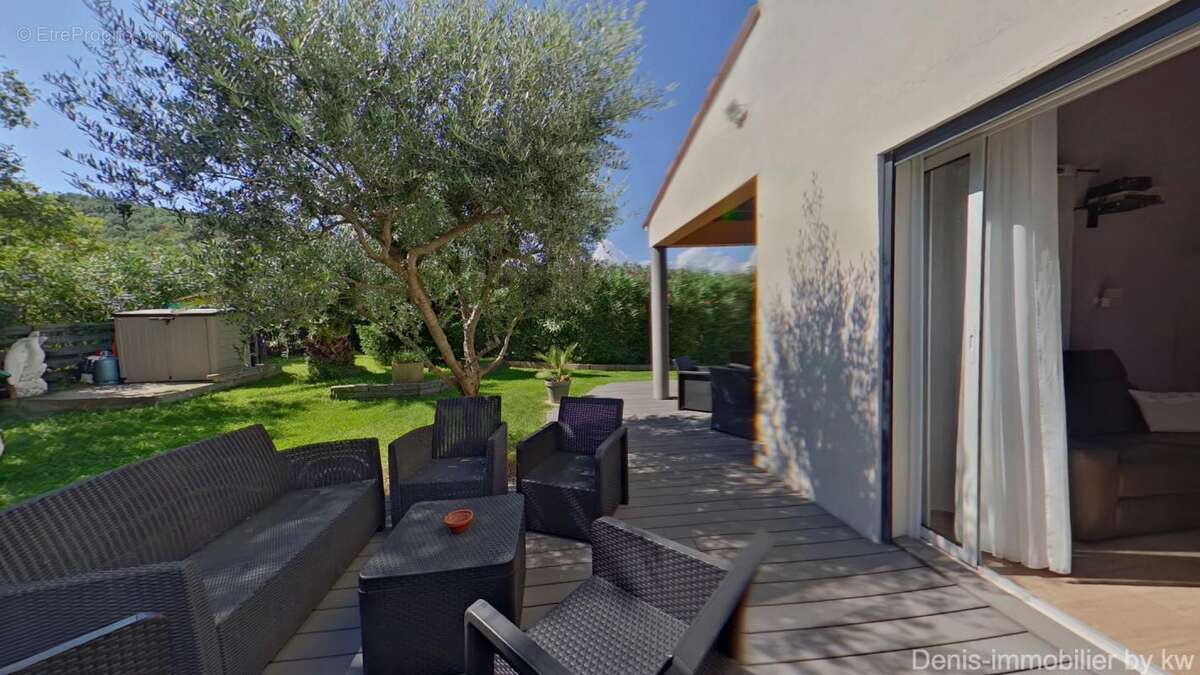 Maison à LES CLUSES