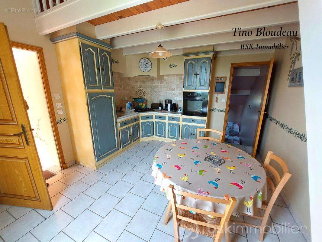 Maison à CIVRAY-DE-TOURAINE