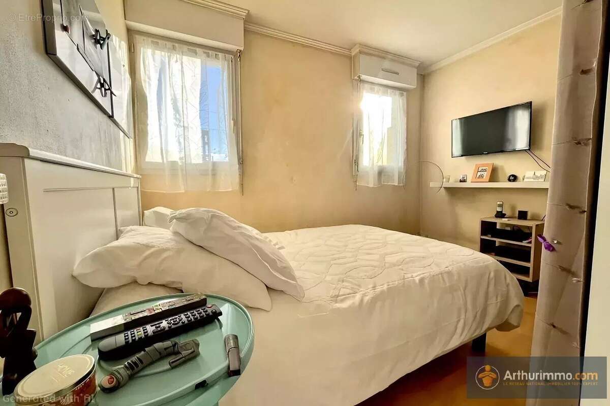 Appartement à LES PAVILLONS-SOUS-BOIS