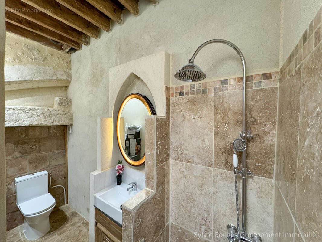 Maison à CADEROUSSE