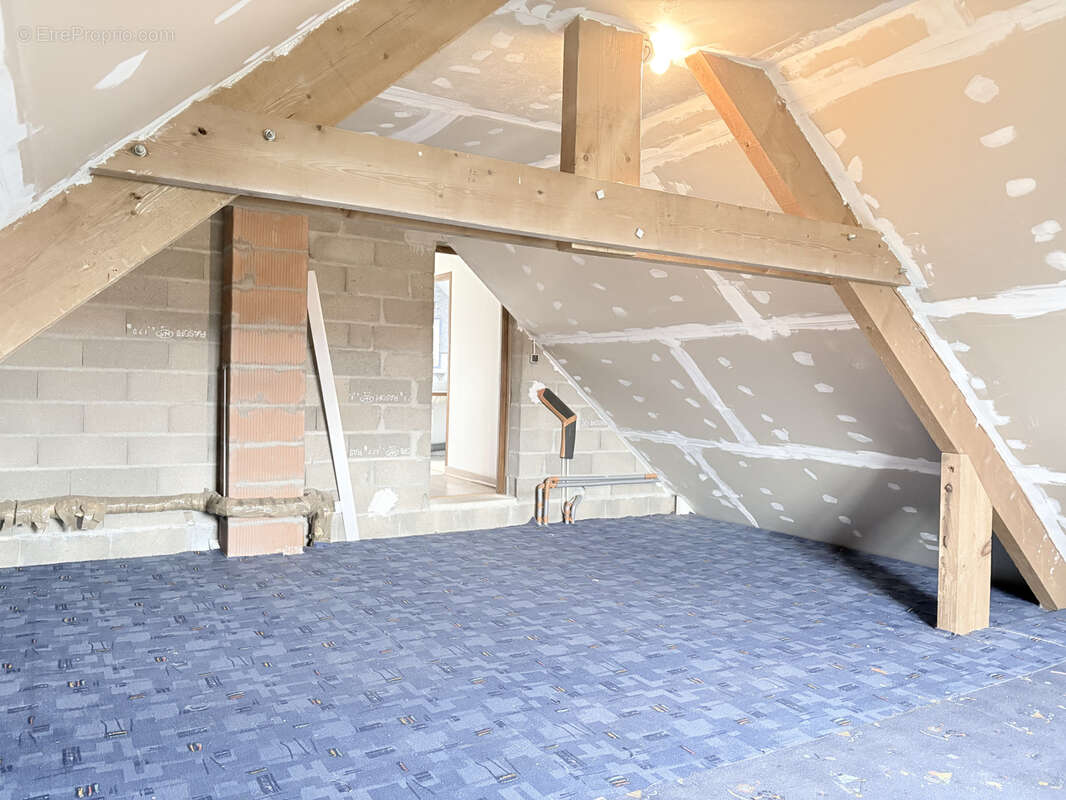 Maison à SAINT-LUPERCE