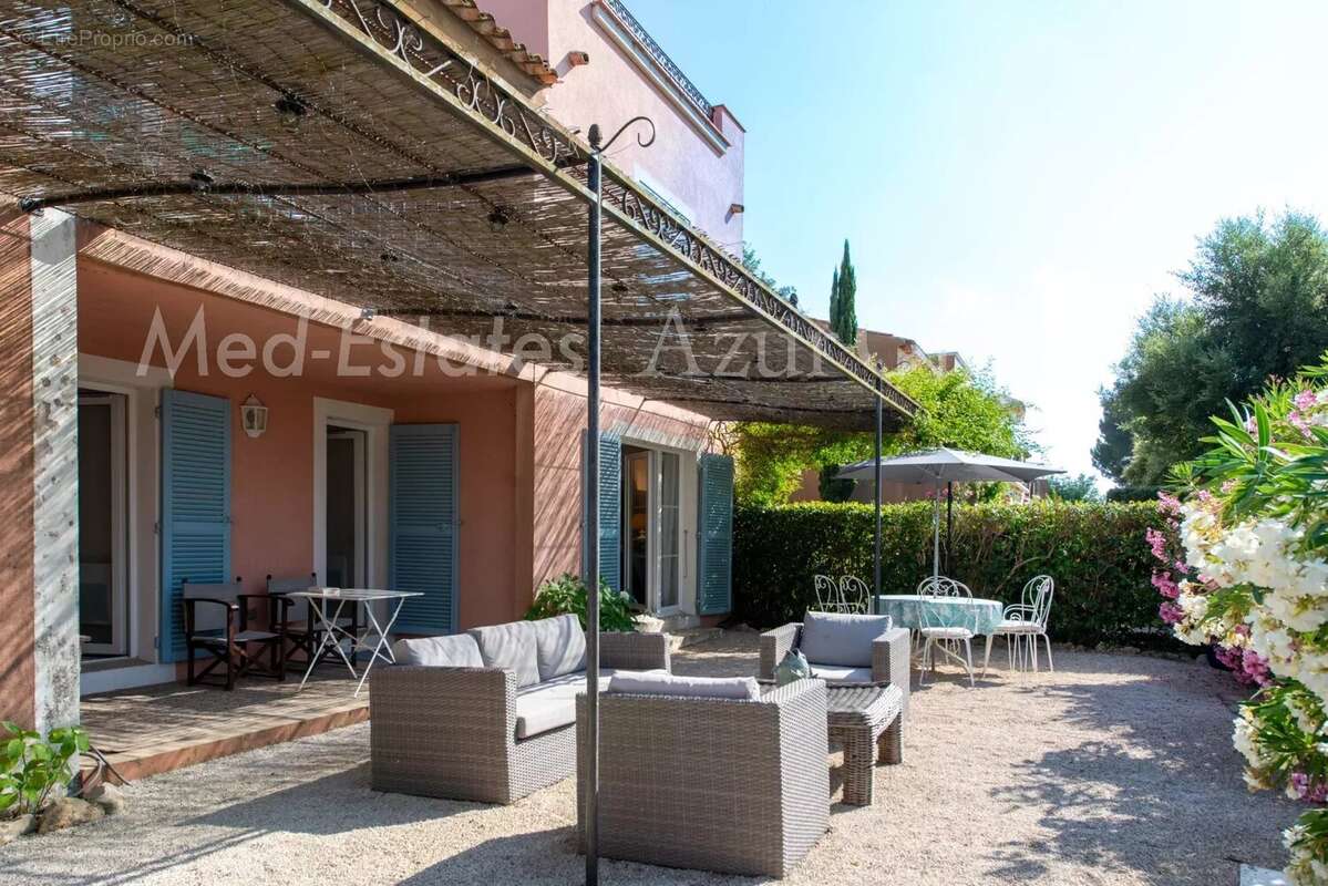 Appartement à GASSIN