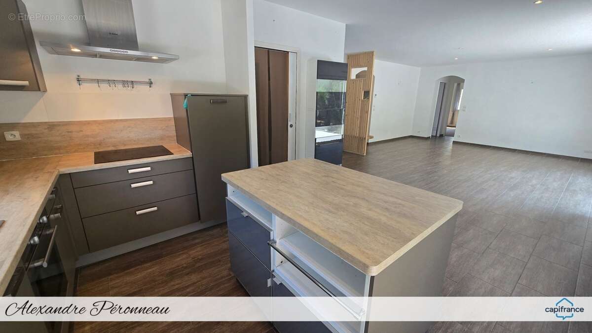 La Rochelle – Élégante maison contemporaine 4ch de plain-pied avec piscine, au calme absolu - photo 5