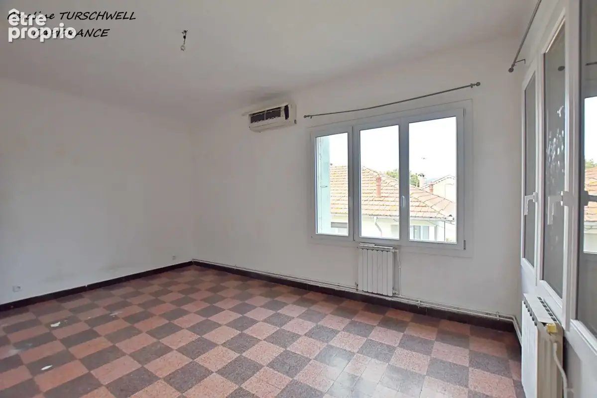 La seyne sur mer (83) - 1 maison de 2 appartements - 190m² - 1,5km du port - 3km des sablettes - photo 18