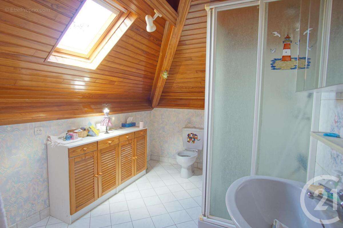 Maison à CHOISY-LE-ROI