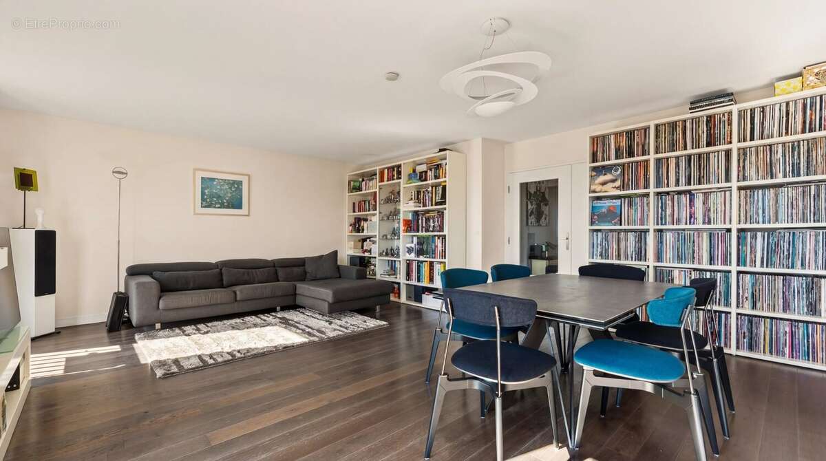 Appartement à GARCHES