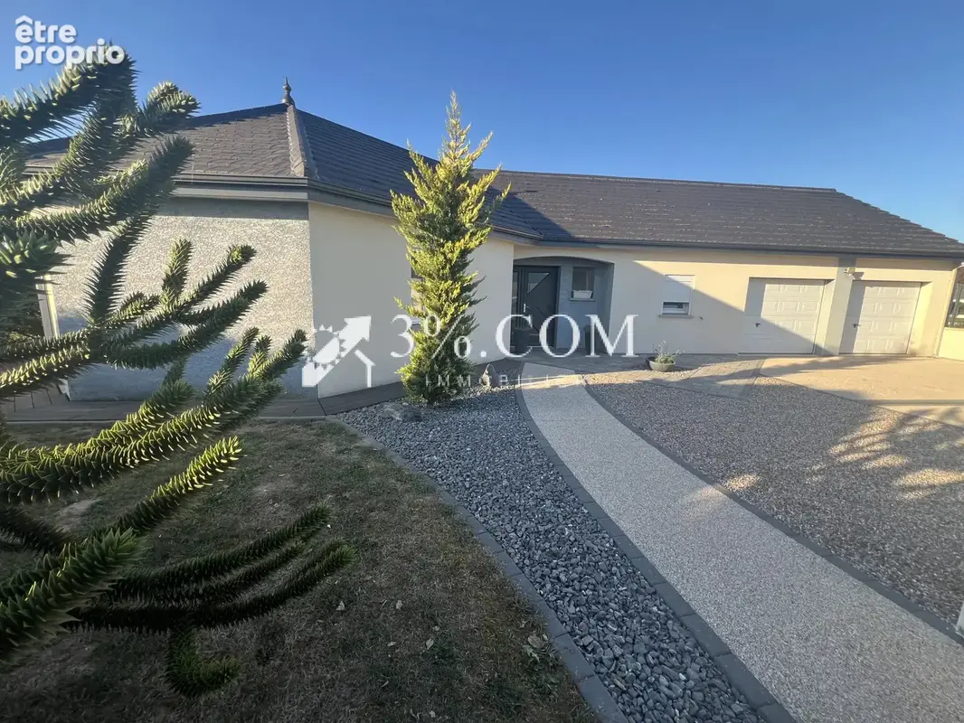 Photo Maison à Mont-Sur-Meurthe au prix de 298 500€