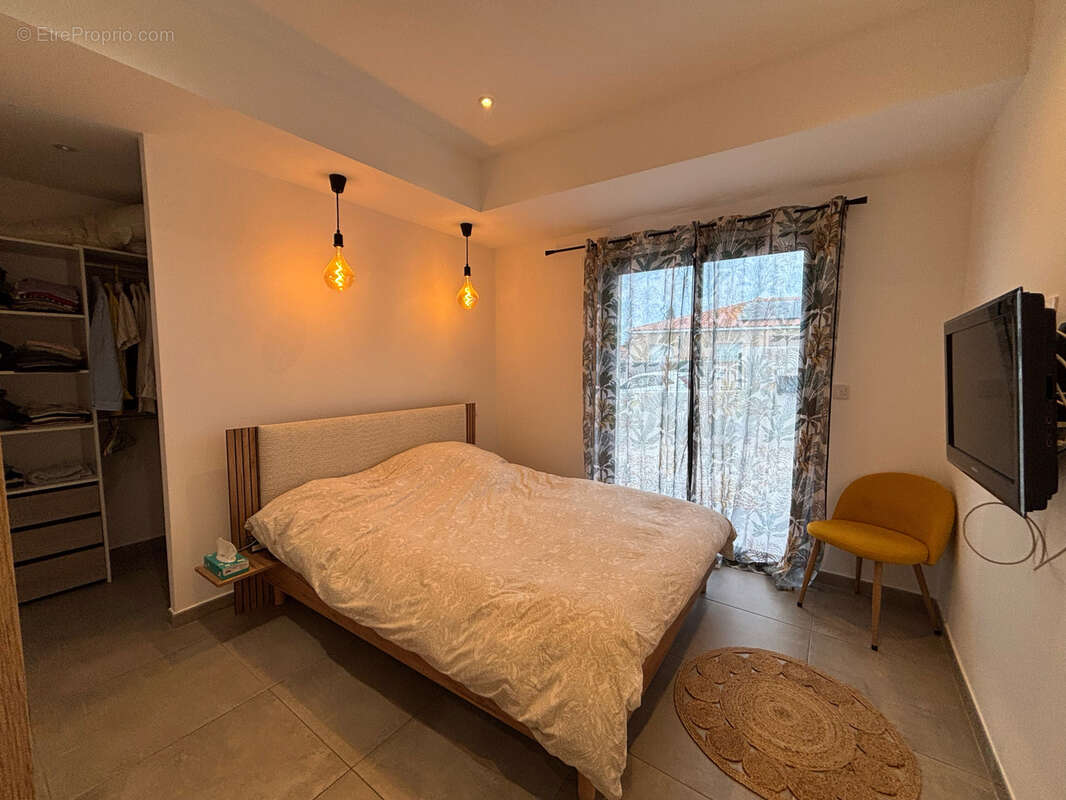 Maison à LAROQUE-DES-ALBERES