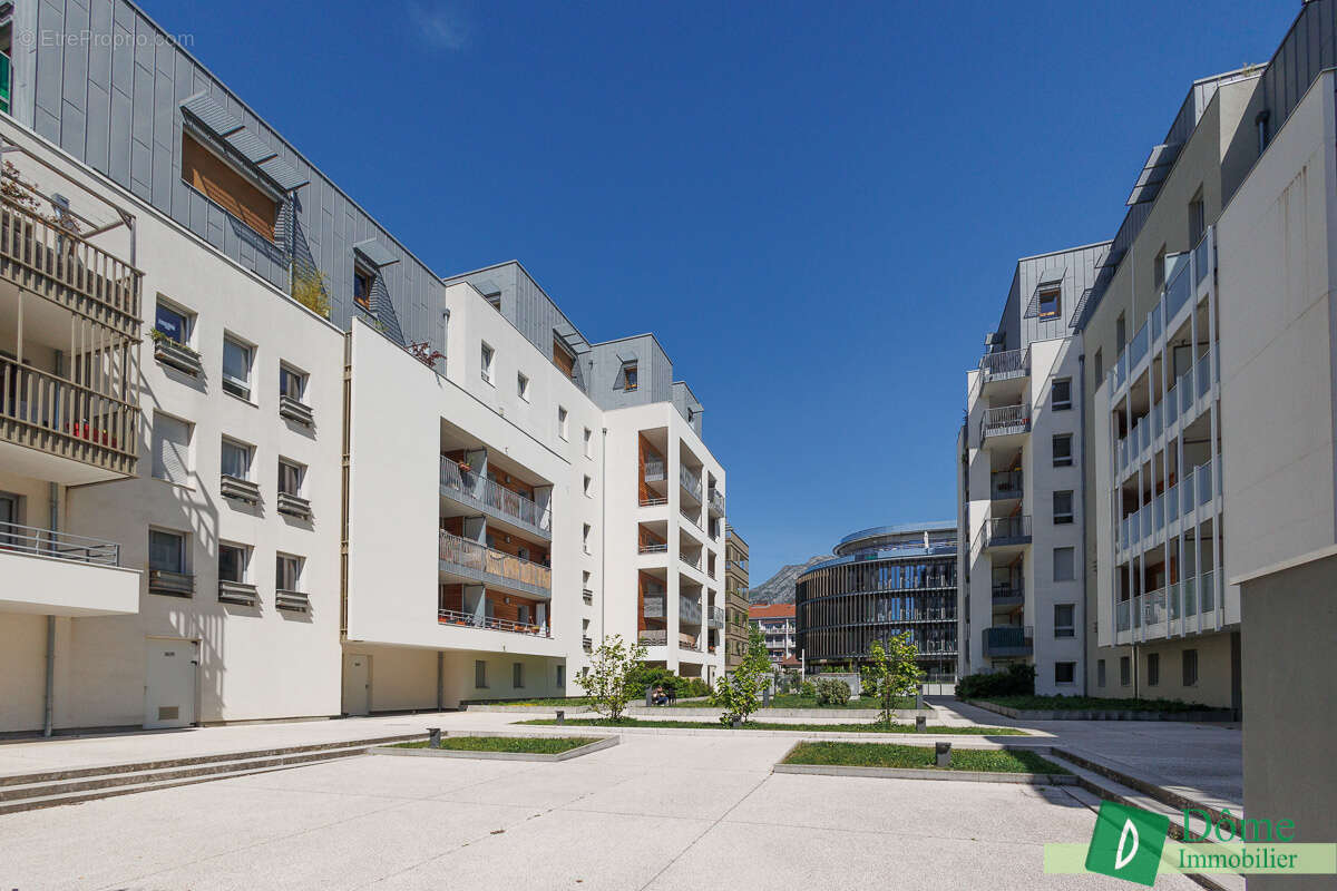 Appartement à GRENOBLE