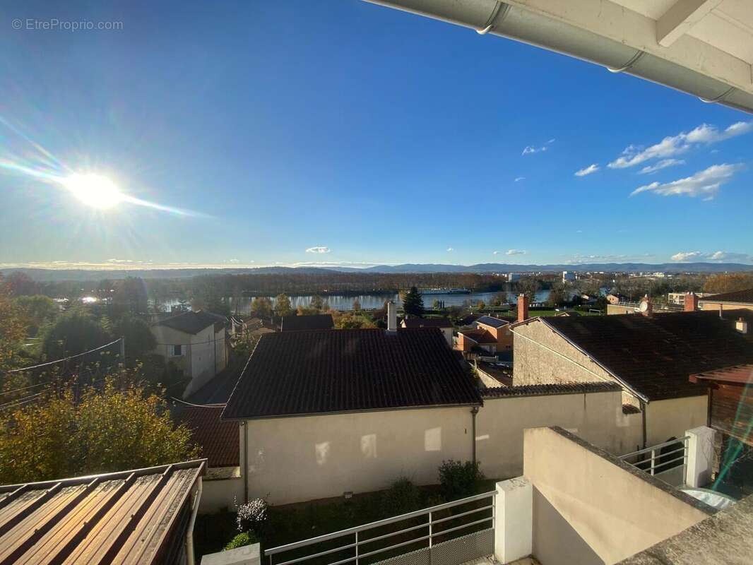 Photo 3 - Appartement à JASSANS-RIOTTIER