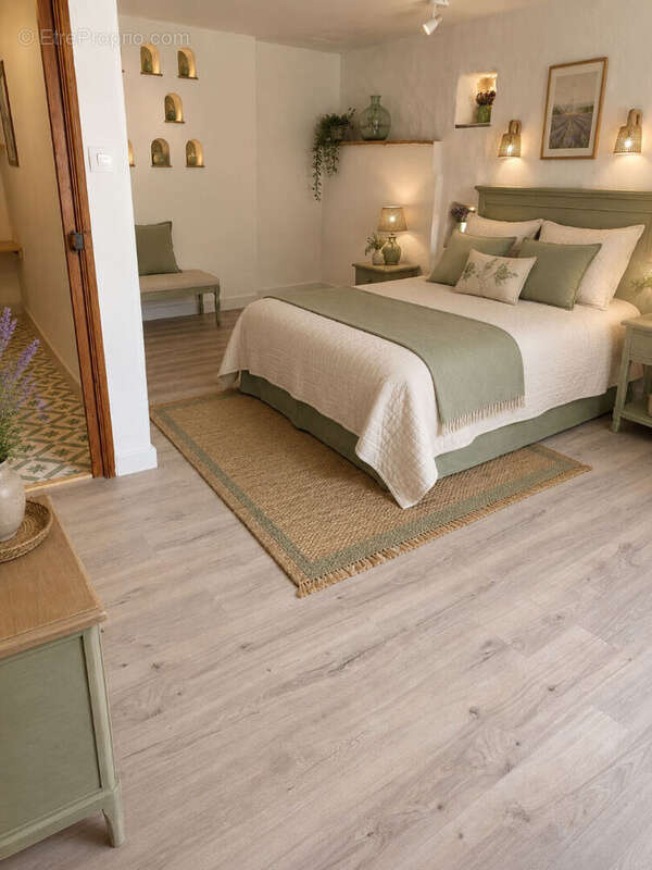 Coeur de Cotignac   :  NOUVEAU : Superbe rénovation pour ce duplex  2 pièce(s) 70m2 avec cave - photo 3