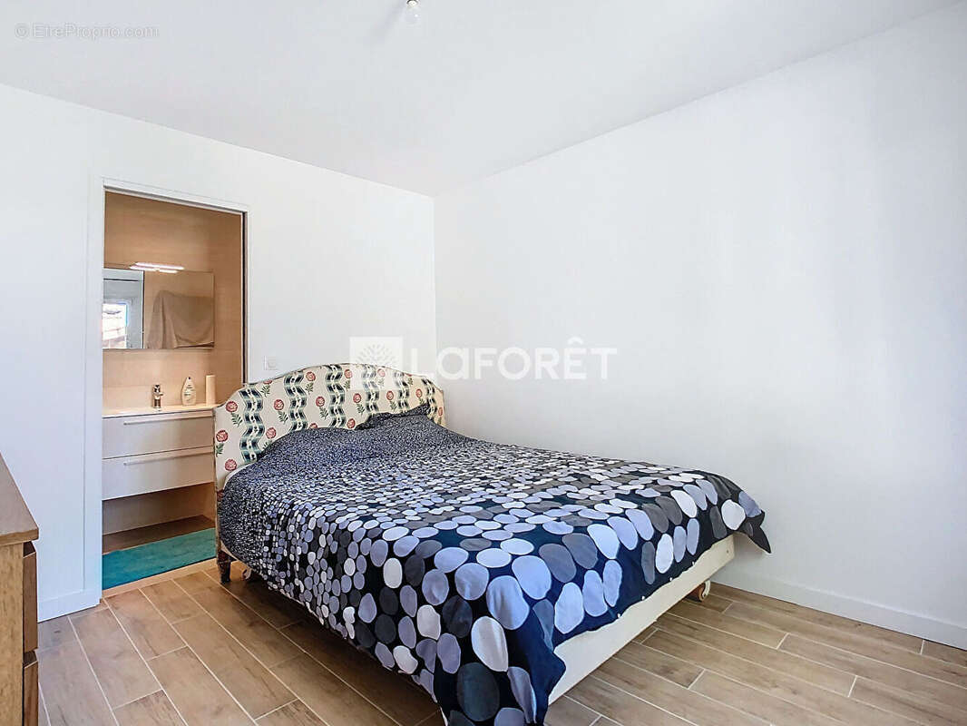 Maison à CHAMPIGNY-SUR-MARNE