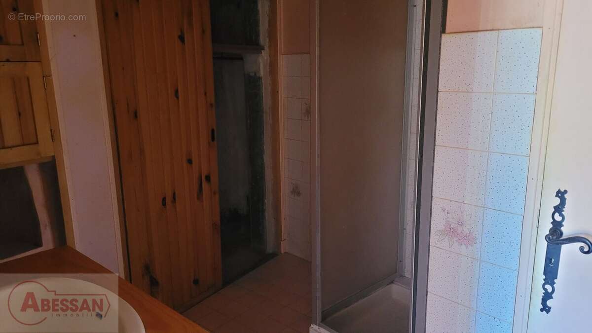 Maison à SAINT-PIERRE-AVEZ