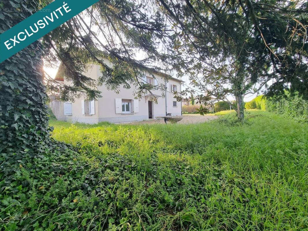 Photo 1 - Maison à GRANGES-LES-BEAUMONT