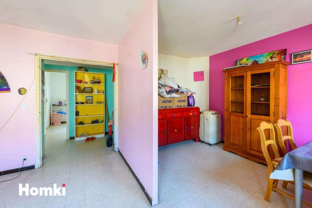 Appartement 3 pièces  de 67 m²  avec balcon à Nîmes, Rue Cordier - photo 6