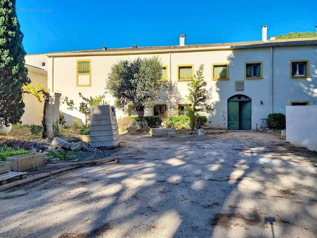 Domaine touristique d'exception dans l'Hérault - photo 4