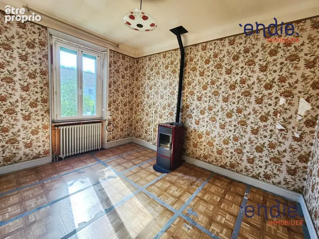 Maison 2 pièces 47 m² à vendre à Commentry (03600) - photo 2