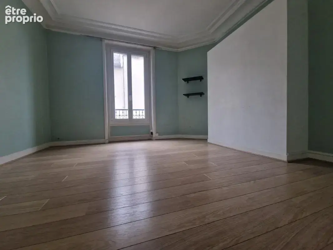 Appartement de 112m² habitables en hyper centre de Lagny-sur-Marne, lumineux, entrée, grand séjour avec balcon, cuisine équipée, - photo 12