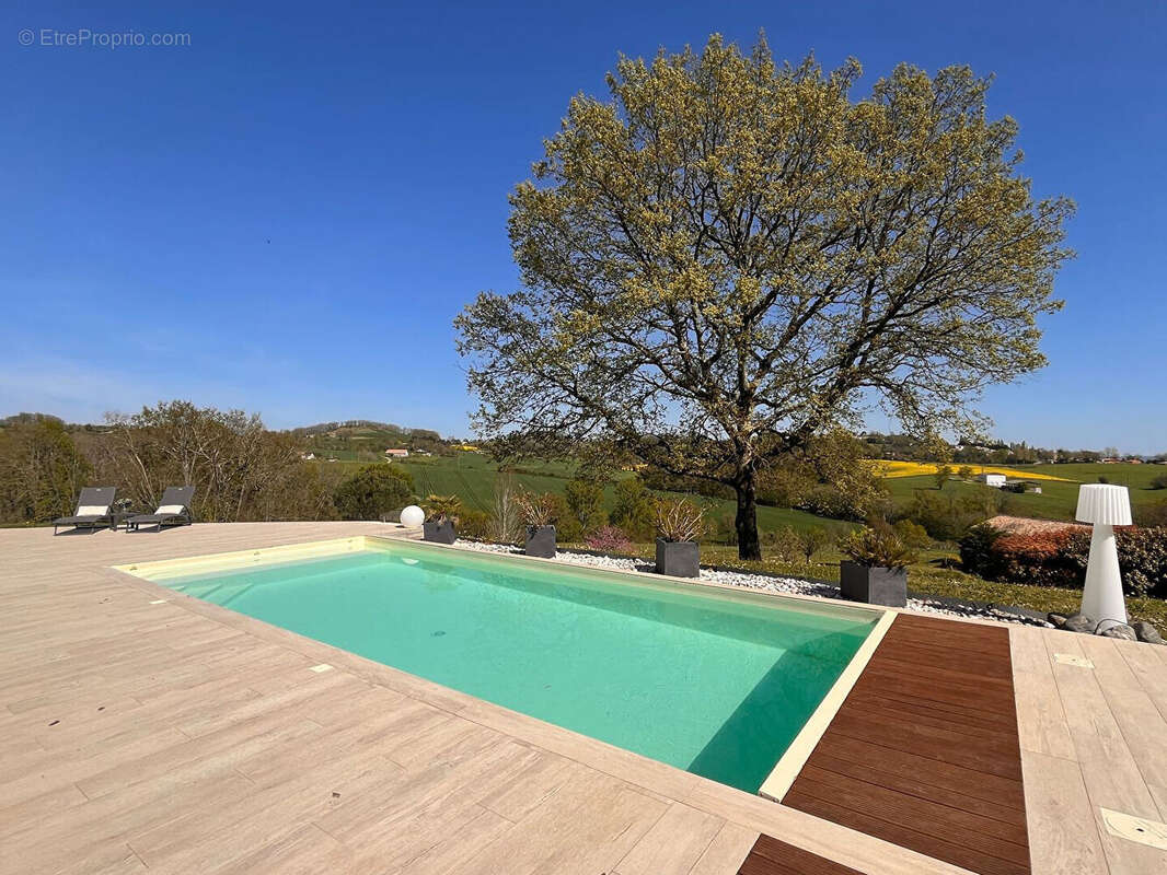 Maison à VILLENEUVE-SUR-LOT