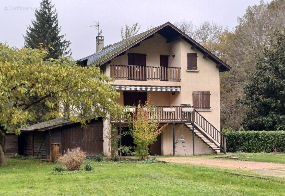 Maison à SAINT-BEAT