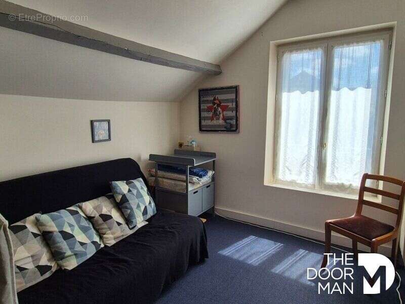 Maison à CERNAY-LA-VILLE