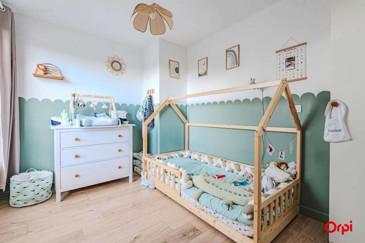 Duplex À Vendre de 108m2 4 chambres avec Exterieurs et Parking - photo 7