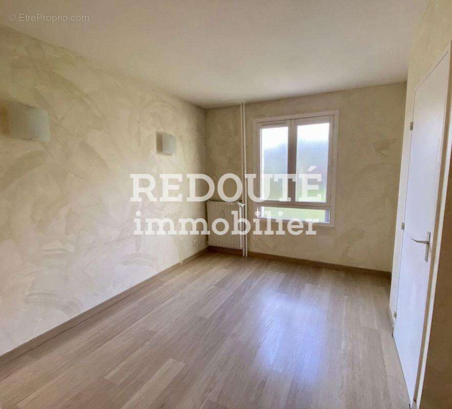 Commerce à CORMONTREUIL