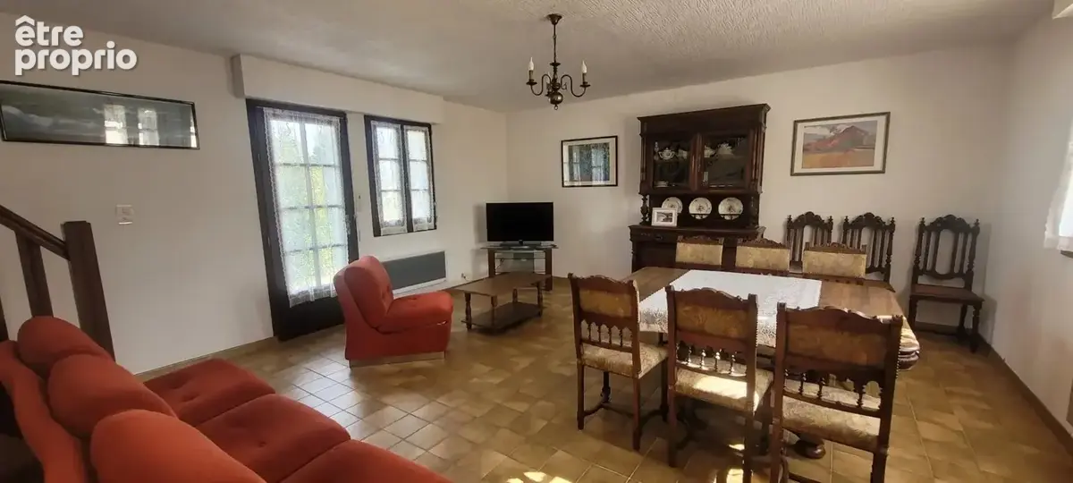 Propriété sur 8500 m2 constructibles - photo 7