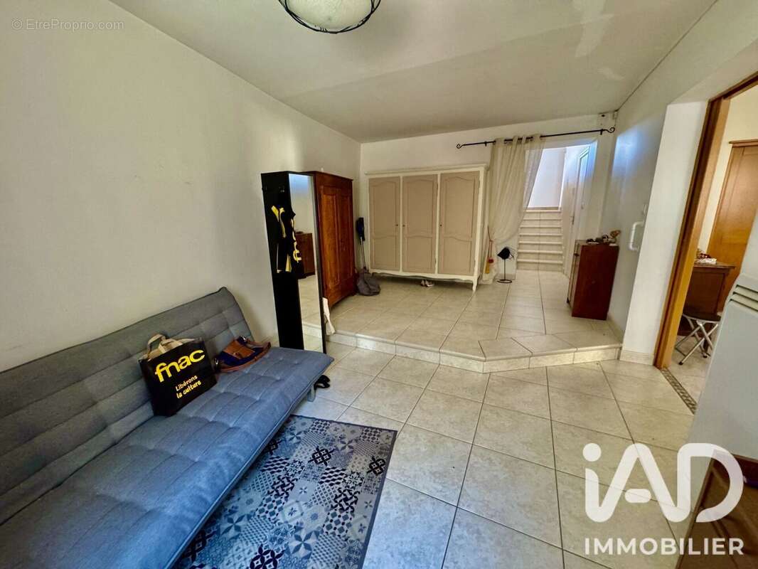 Appartement 248 m² à Cerans-Foulletourte  - photo 6
