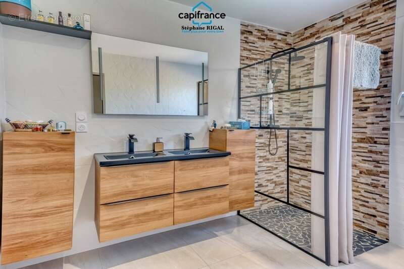 Maison à vendre 5 pièces Maison de 123 m2 habitables sur 800m2 de terrain et piscine - photo 12