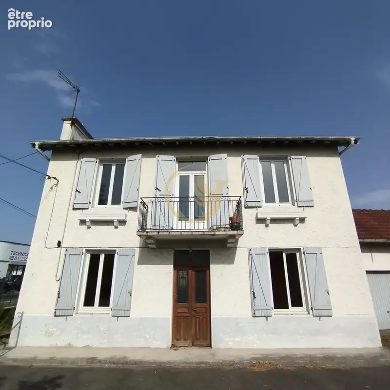 Appartement 325 m² à vendre à Lons (64140) - photo 2
