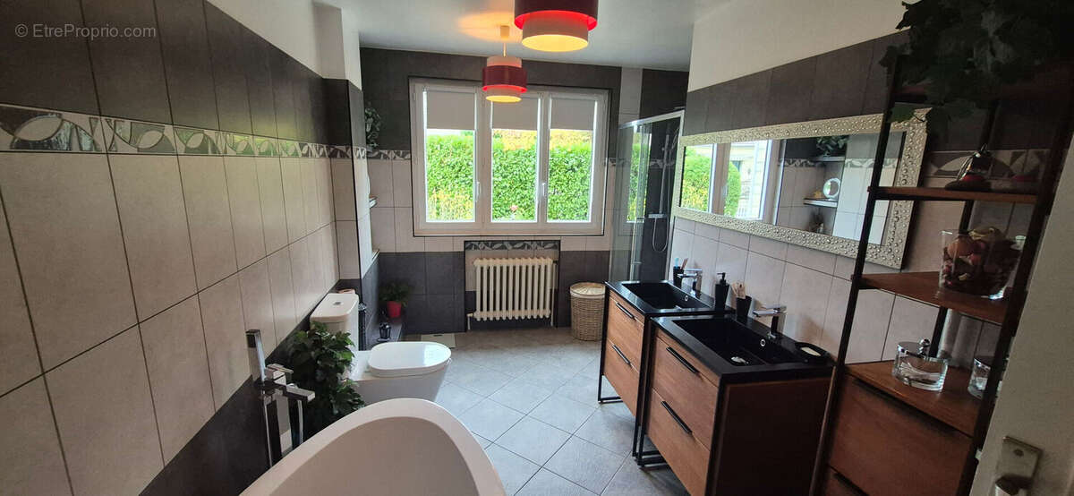 Maison à CREPY-EN-VALOIS