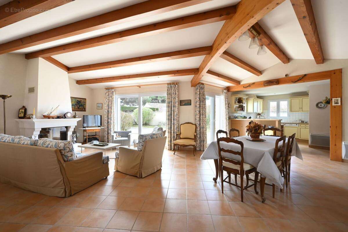 Immobilier ile de Ré - La Couarde sur Mer - Maison familiale entre plages et bourg - photo 4