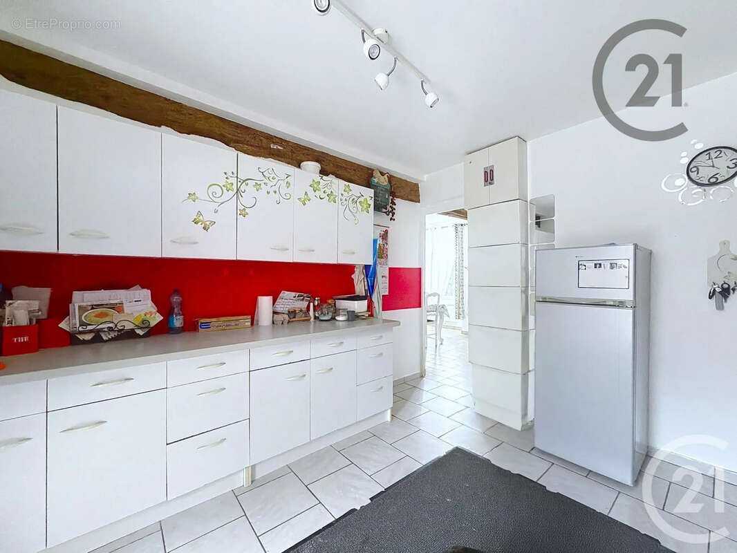 Maison à LES MARETS