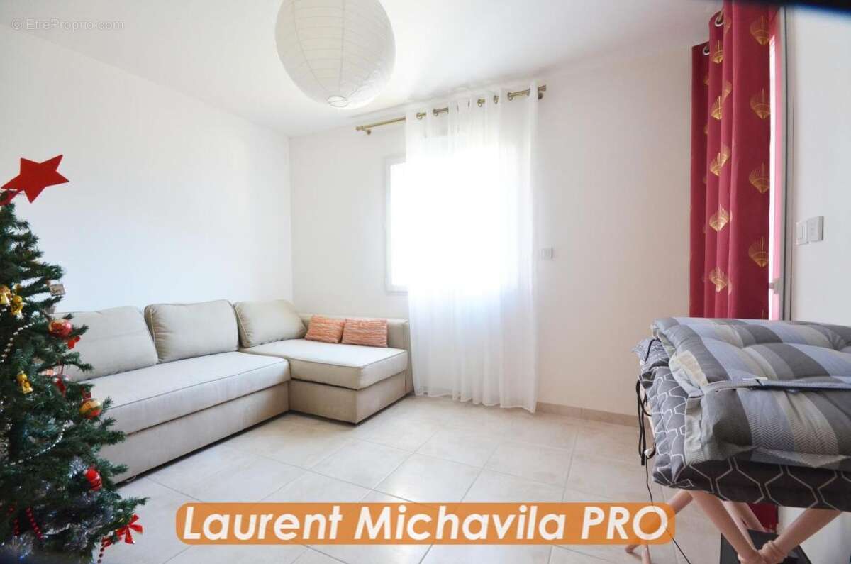 Maison à VILLENEUVE-LES-BEZIERS