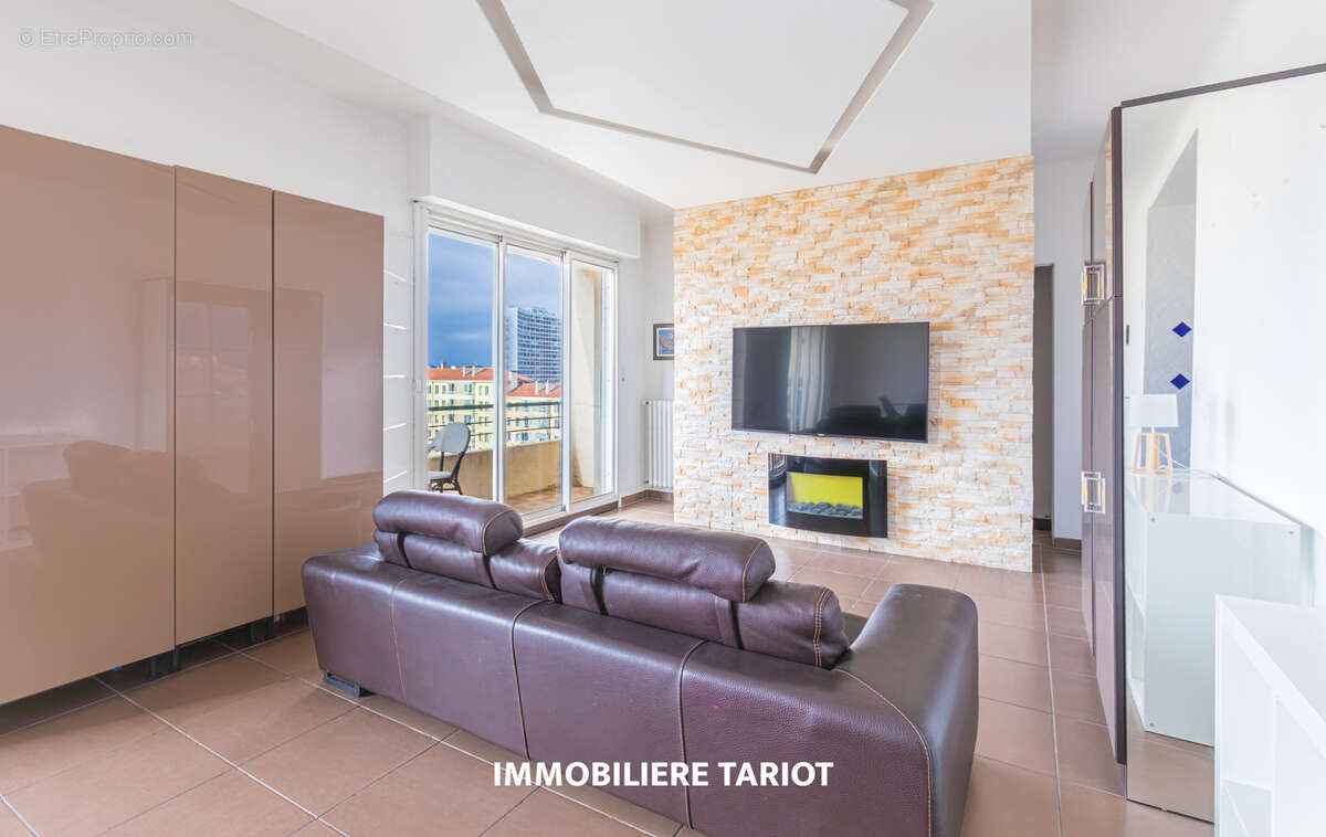 Appartement à MARSEILLE-9E