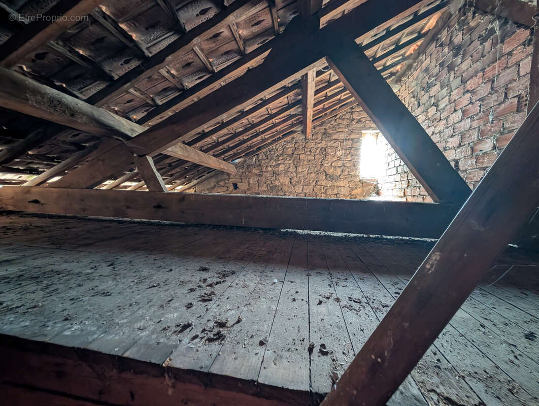 Maison ouvrière de caractère avec garage et jardin privatif - photo 10