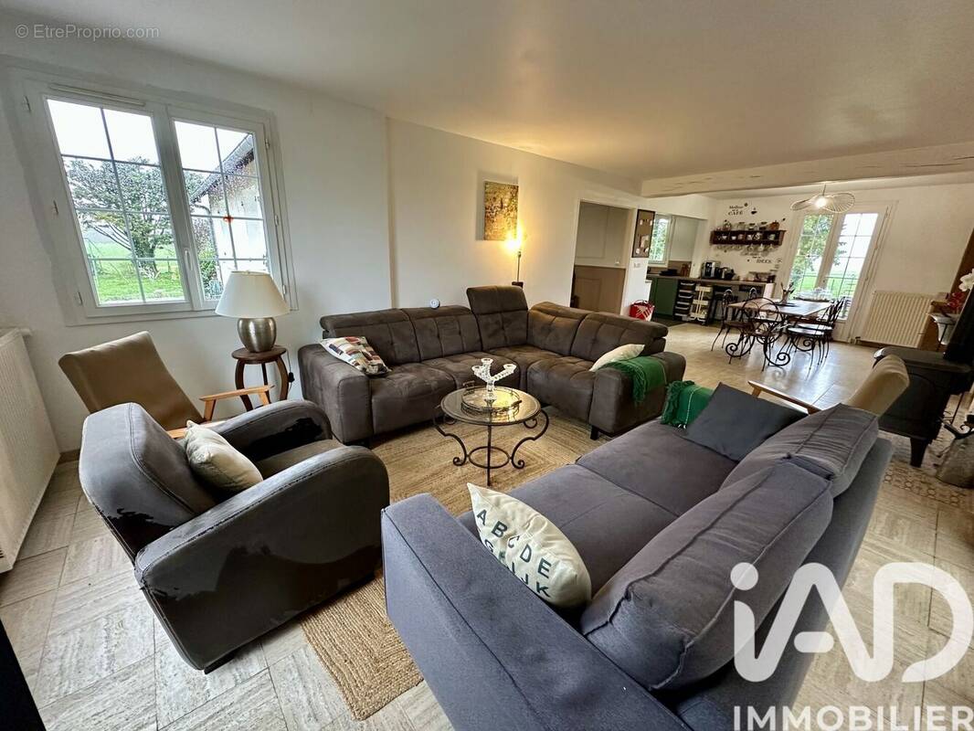 Photo 1 - Maison à CHATEAUNEUF-EN-THYMERAIS