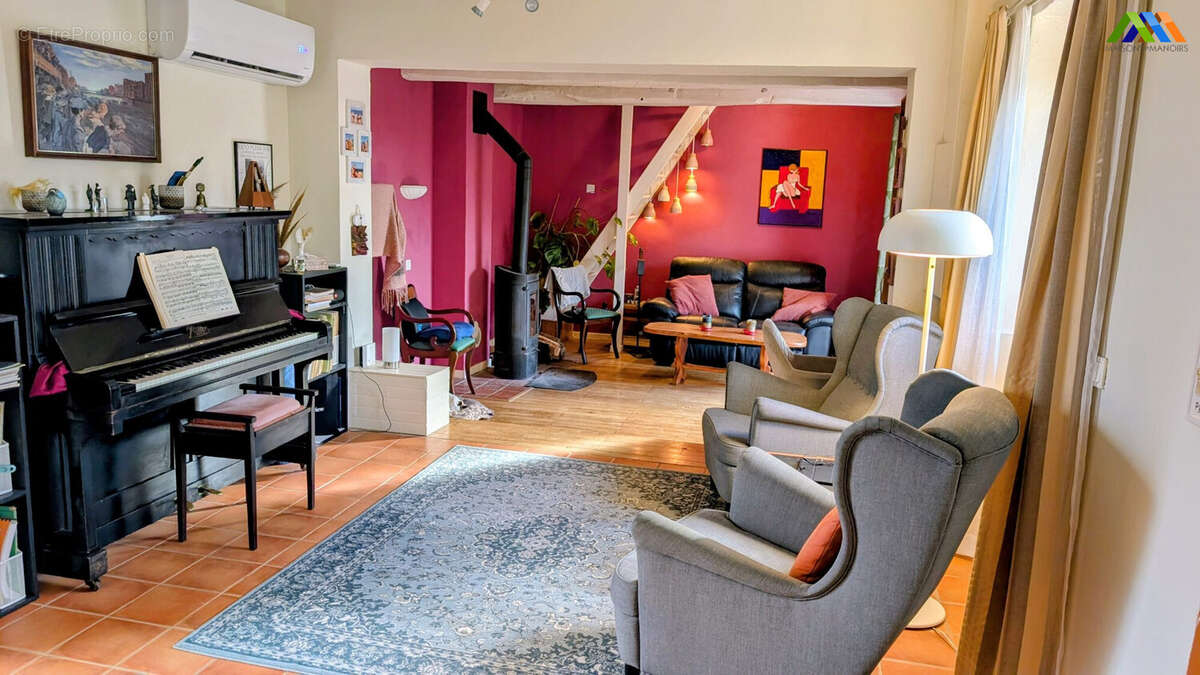 Maison 151 m² à Mirande  - photo 8