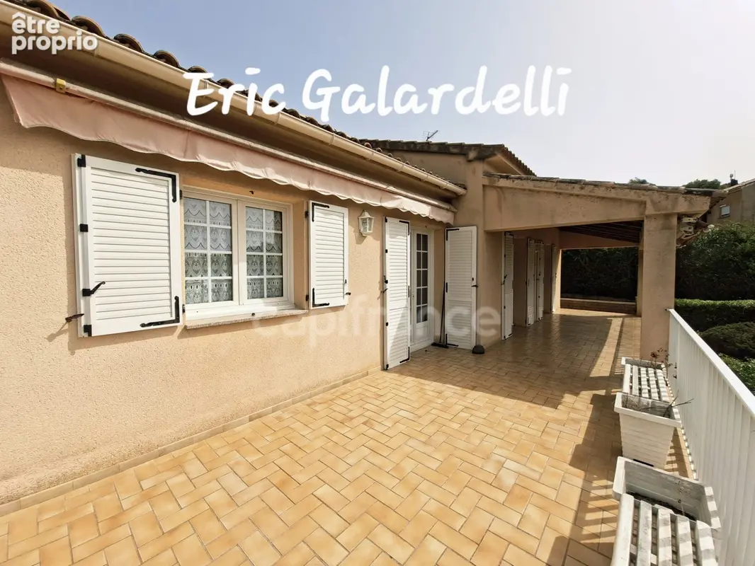 Maison à vendre  : Villa d'exception de 161 m², 6 pièces avec vue mer et potentiel constructible à  PROPRIANO (20) - photo 4