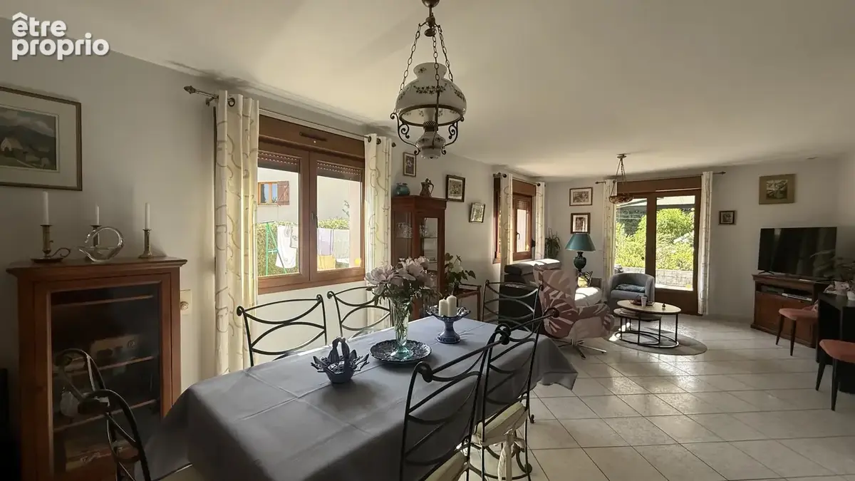 Saint-Dié-des-Vosges - Sur les hauteurs - Maison familiale 160m2 - photo 5