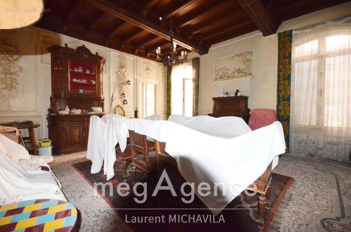 Maison à VILLENEUVE-LES-BEZIERS