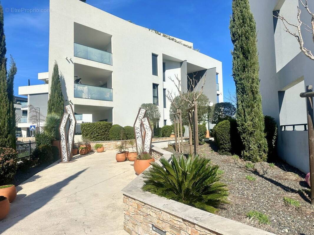 Appartement à CASTELNAU-LE-LEZ