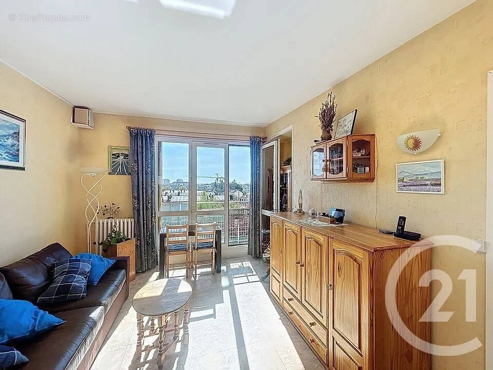 Appartement à MELUN