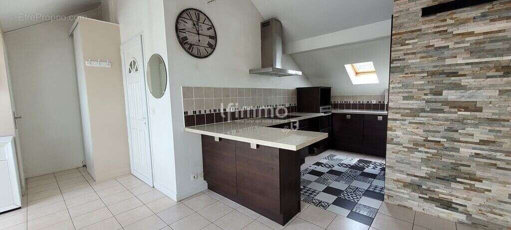 Appartement à COUBRON