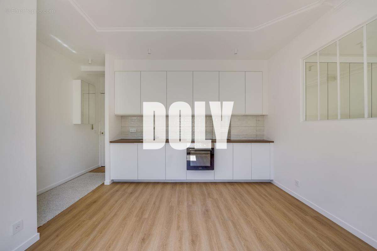 Appartement à PARIS-11E