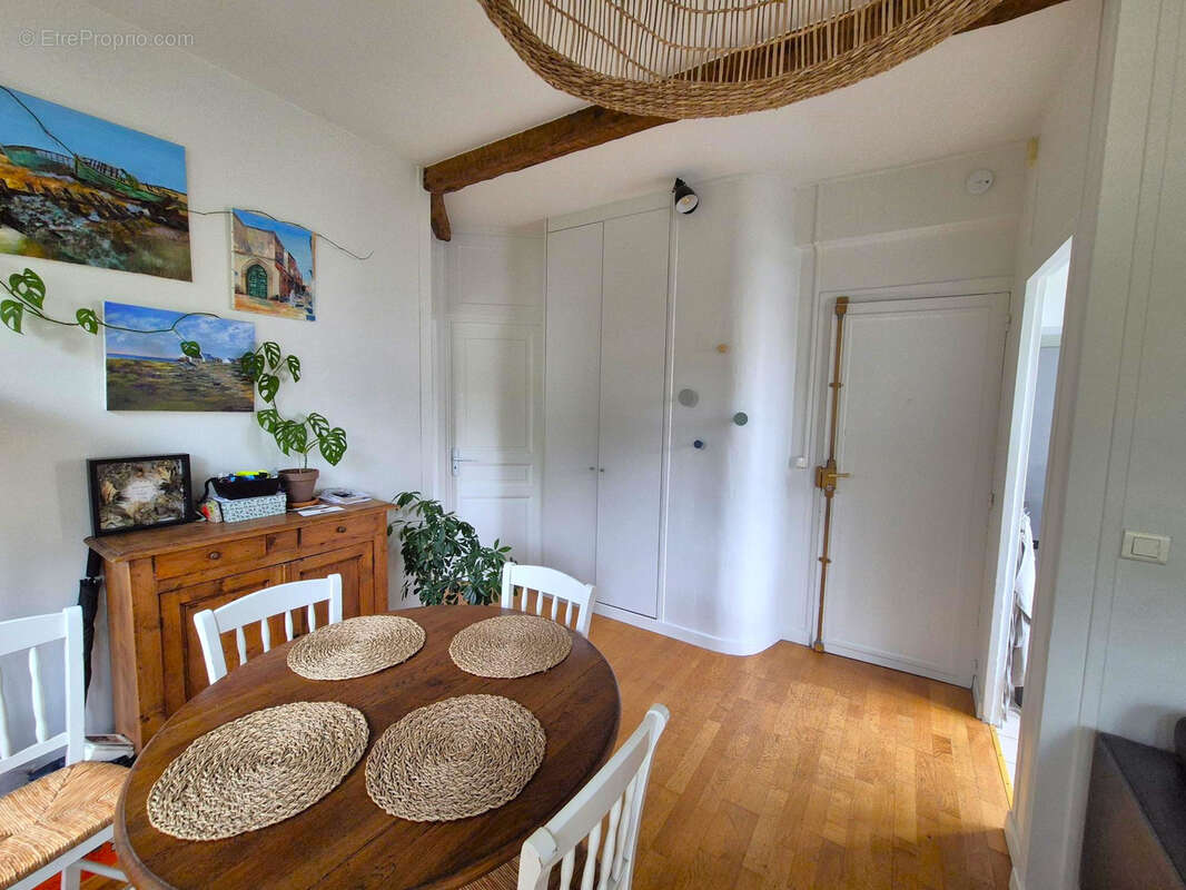 Appartement à JOUY-EN-JOSAS